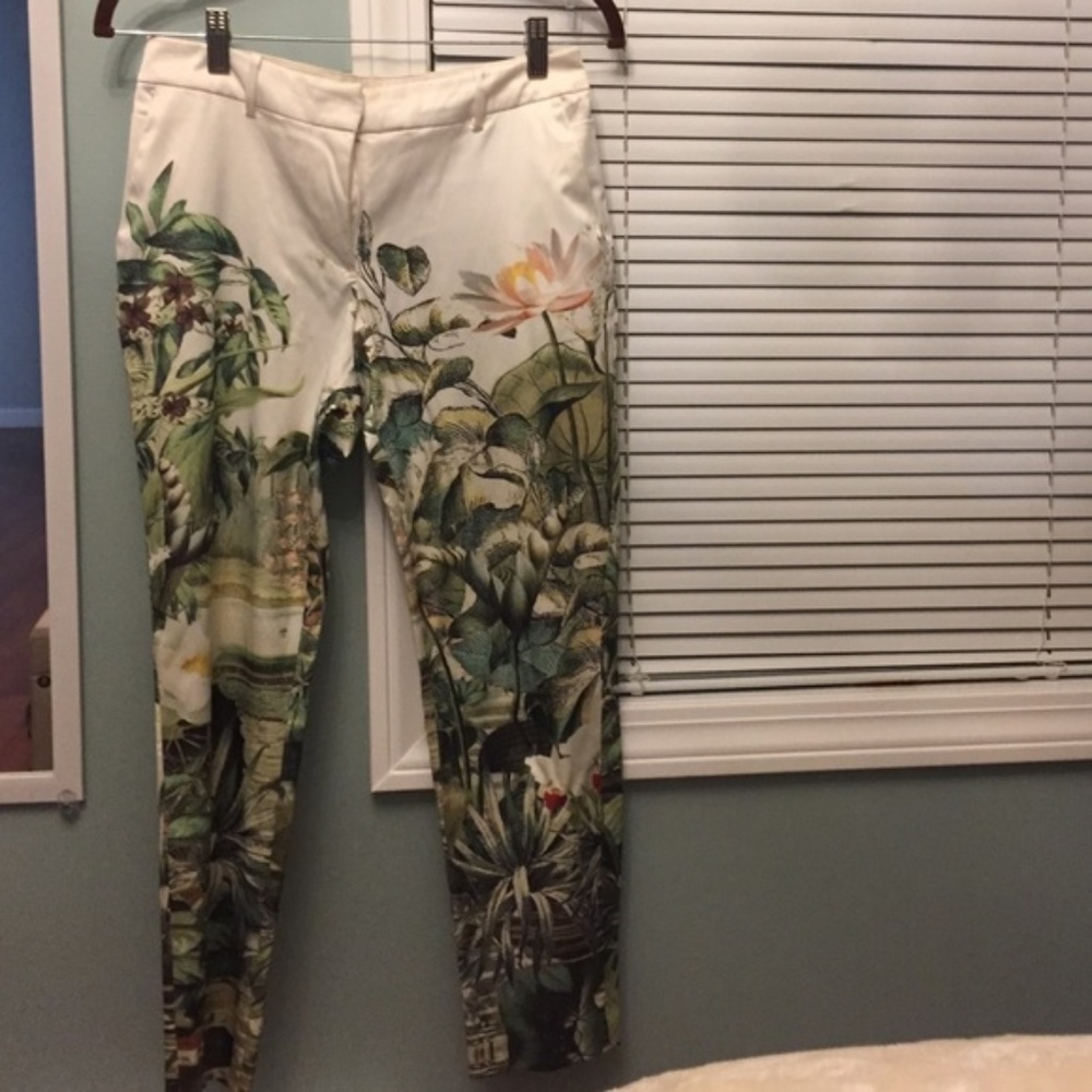 H&M Beautiful Silk Floral Pant